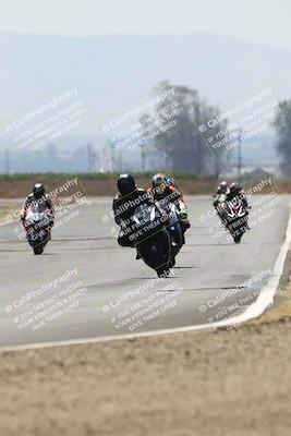 media/Jun-07-2025-TrackDaz (Sat) [[4413525952]]/B Group/220pm (Turn 9)/